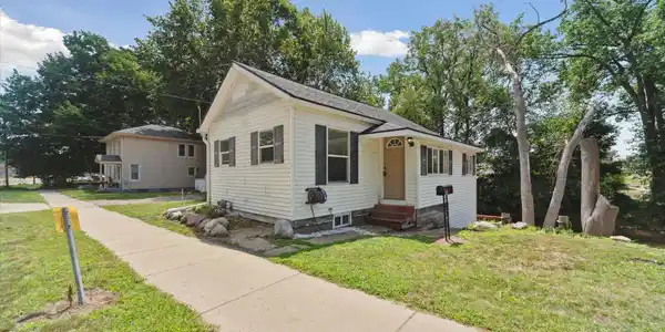 222 E Mill Street