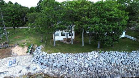 1046 Ottawas Lane