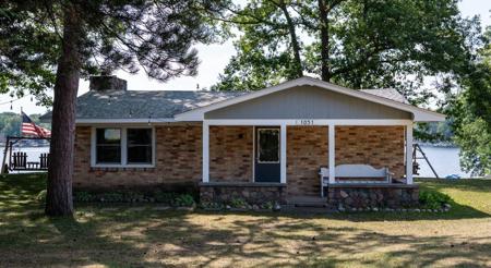 1051 N Crooked Lake Drive