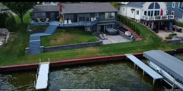 75 CRESCENT Avenue