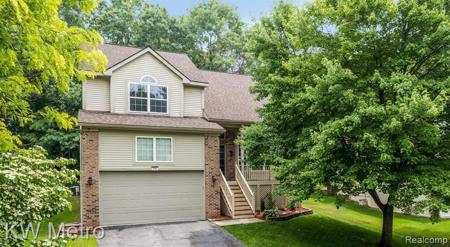 78 SHOREWOOD Lane