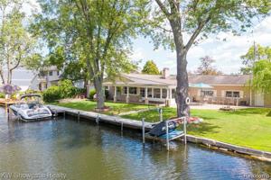 3845 IRIS Drive