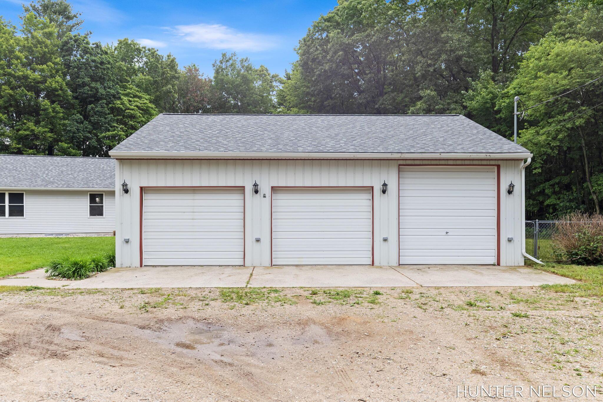 Image 3: 57-web-or-mls-171