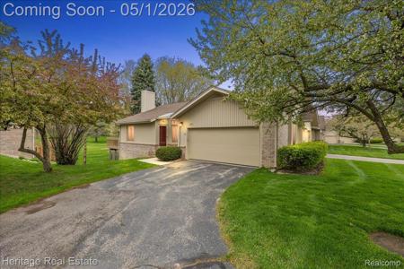 1932 Valley Lane