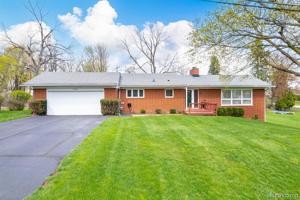 3450 WINDCROFT Drive