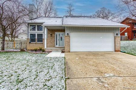 5124 CHIPMAN Drive