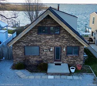 8614 Anchor Bay Drive