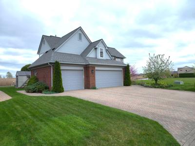 10368 SAINT JOHN Drive