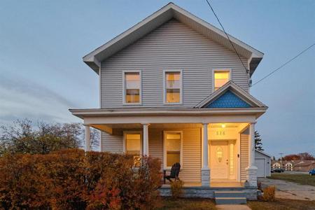 526 1st Street