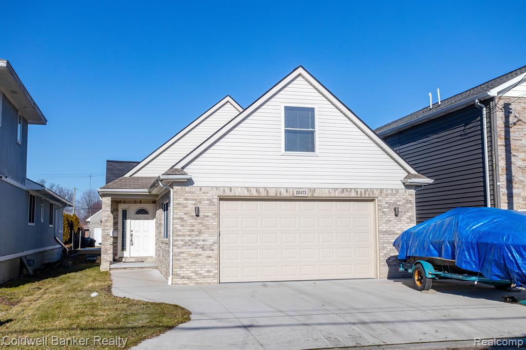 22473 BEACH Street, St. Clair Shores, MI lhrmls01998961