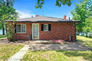 1312 CLEARWATER Boulevard