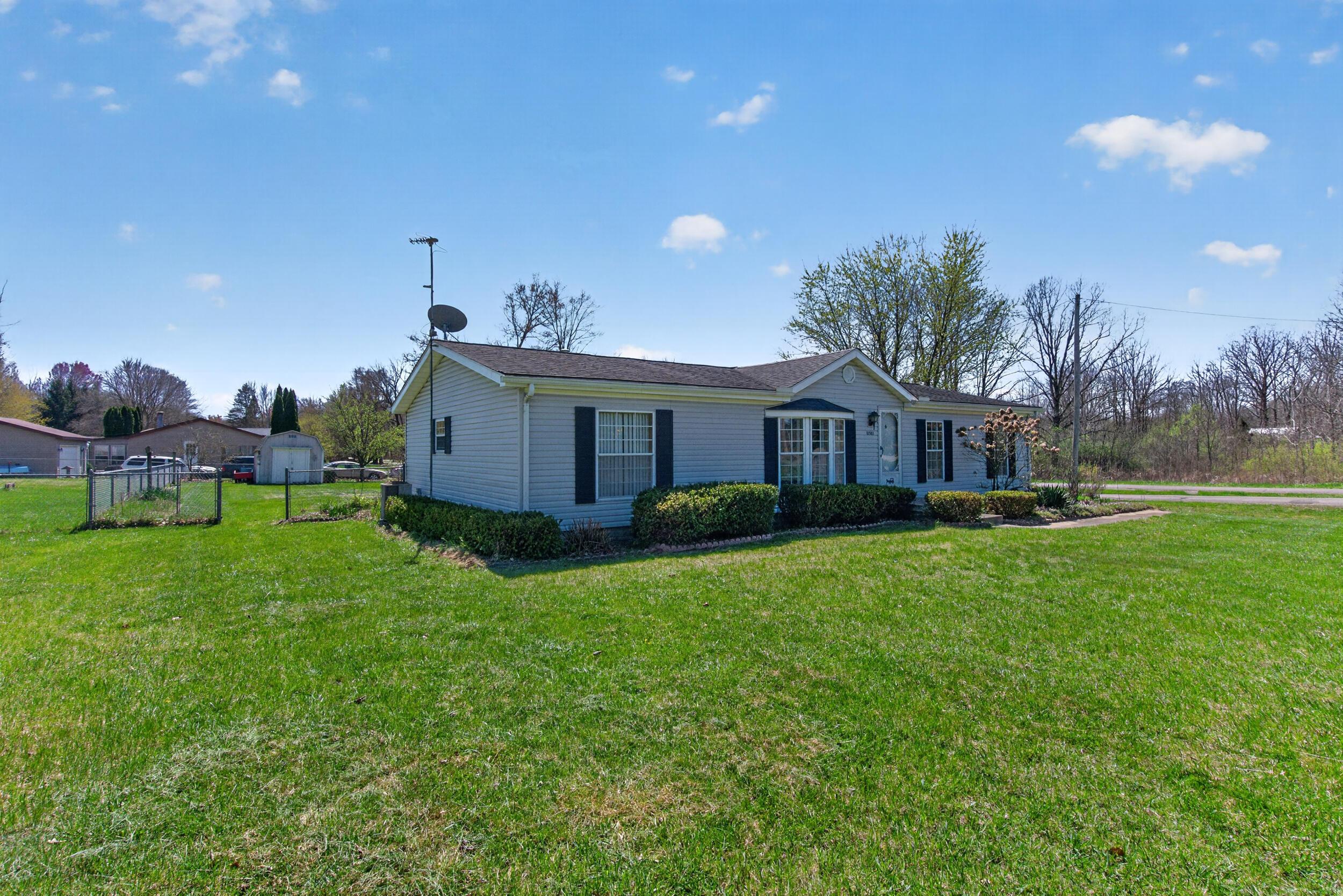 Image 3: 3_10981 wamplers lake rd brooklyn mi - 0