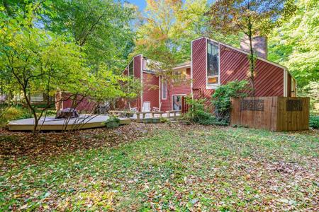 1224 Ash Drive