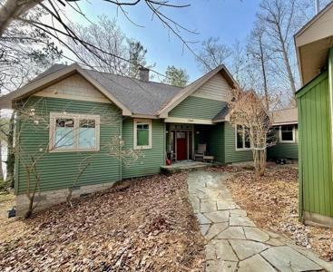 2969 Crescent Shores Drive