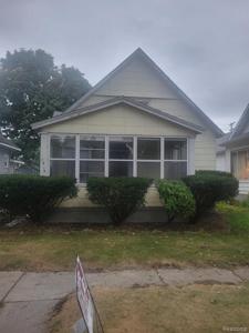 1915 6TH Street