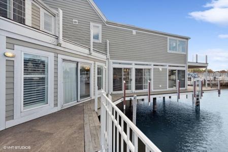 50 Harbor Isle Drive