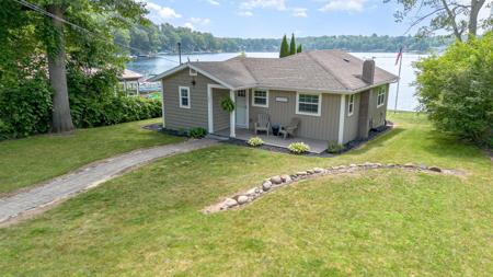 1281 N Crooked Lake Drive