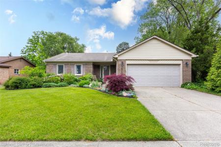 1975 Chancery Drive