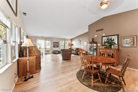 4885 Oak Hill Drive