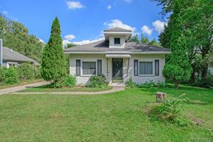 3030 SEEBALDT Avenue