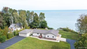 2799 S LAKESHORE Road