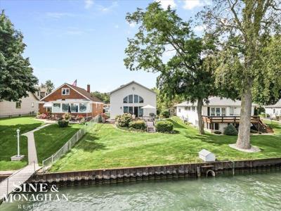 1711 River Road