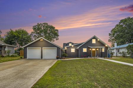 10946 Riverview Drive