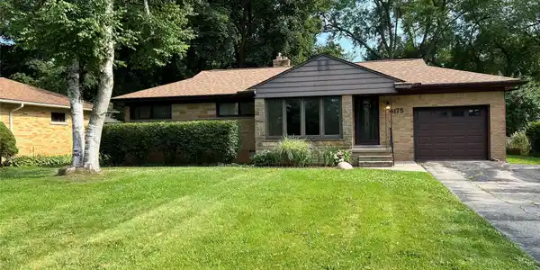 4175 Woodstock Road