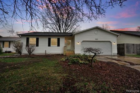 807 Saint Bernard Street