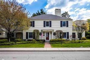 830 PARK LANE