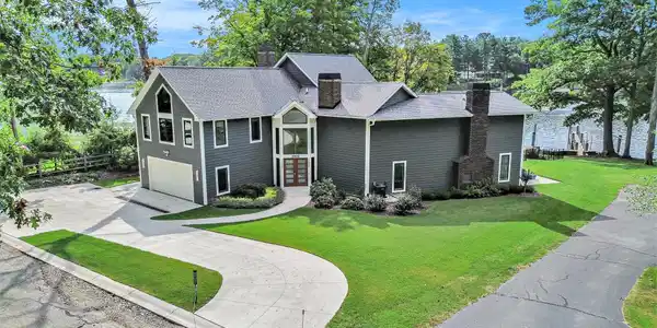 2925 Willis Road