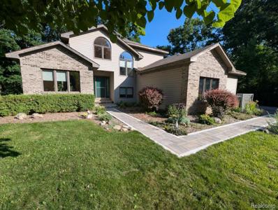 950 Powell Lake Court