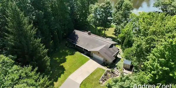 8300 Arapaho Trail