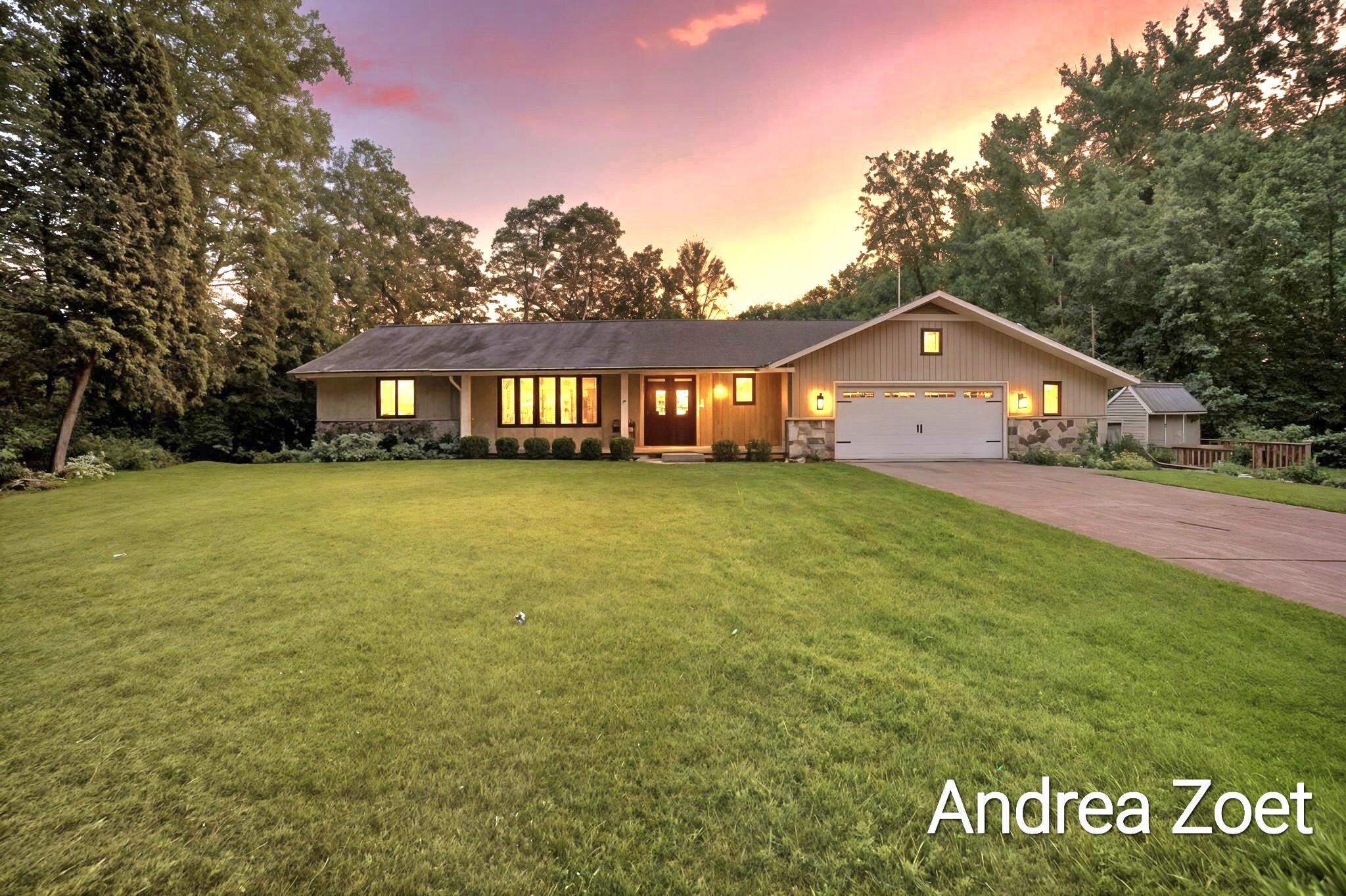 Image 2: First Photo - Twilight