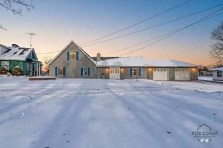 411 S Rock Lake Drive