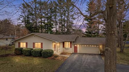 5160 Whipple Lake Road