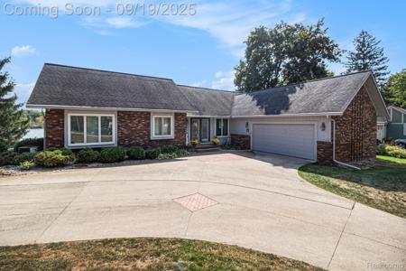 2751 Lakeridge