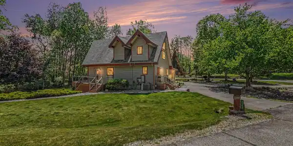 Image 2: Front of Home