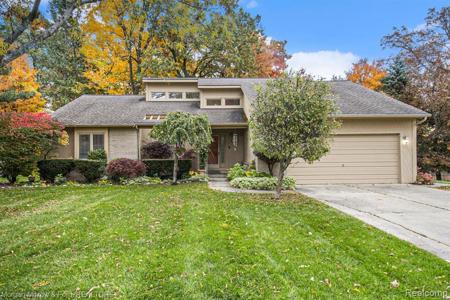 5966 SNOW APPLE Drive