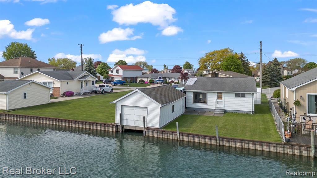 6486 MARINA Drive, Clay Twp, MI lhrmls02175322