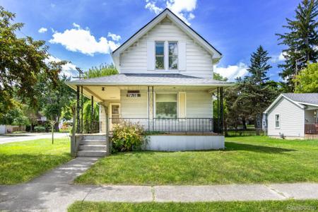 714 S 8th Street