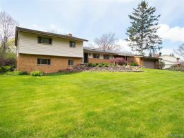4847 CURTIS Lane