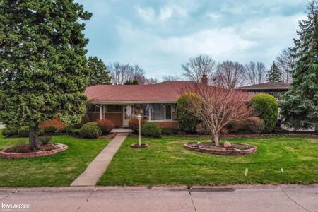 37936 Seaway Court