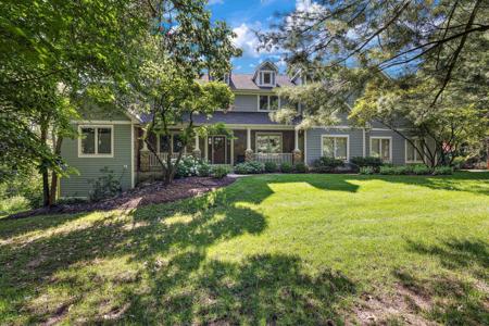 4710 N Catamount Trail