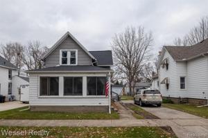 344 WOODWORTH Street