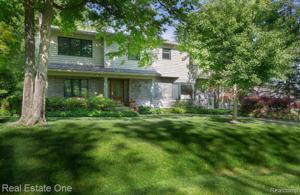 2600 LEROY Lane
