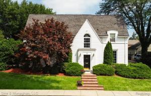 36 COLONIAL Road