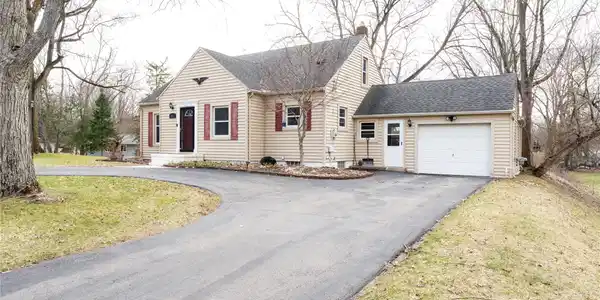 723 Globe Road