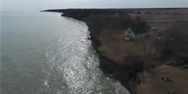 0000 BLUFF Road