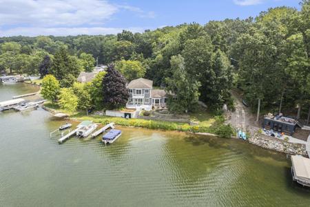 4175 Clear Lake Shore Drive